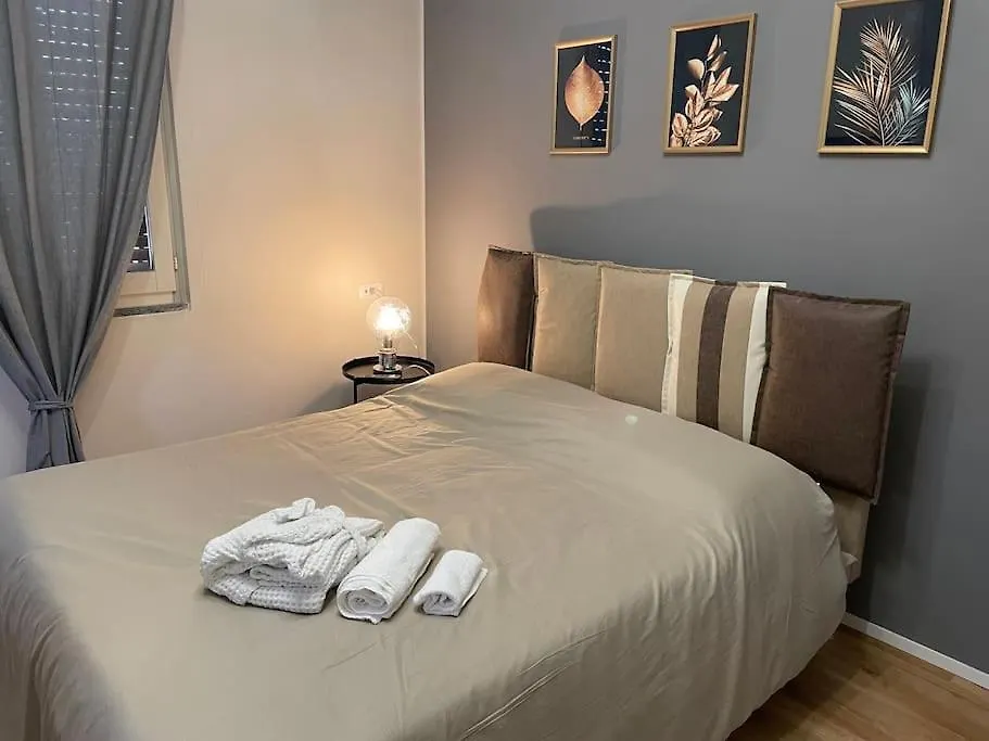 Apartamento Cucchiari Suite 7C Módena Italia
