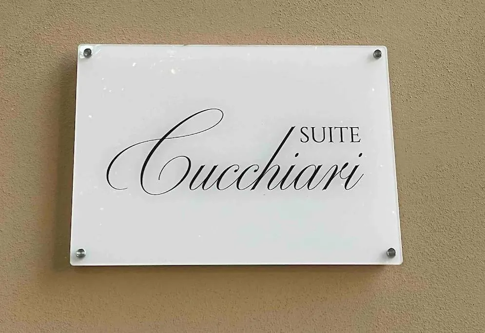 Cucchiari Suite 7C Módena Italia